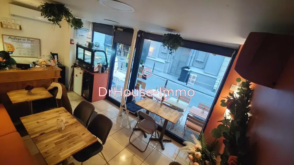 Söögituba - 3-Piece Commercial Space in Paris Sentier