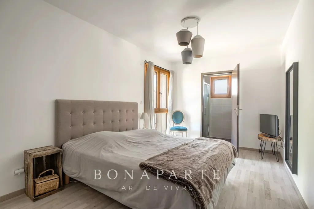 Chambres - Duplex avec Vue sur le Golf à Prévessin