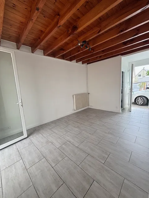 Garage - Maison de Ville avec Jardin à Valognes