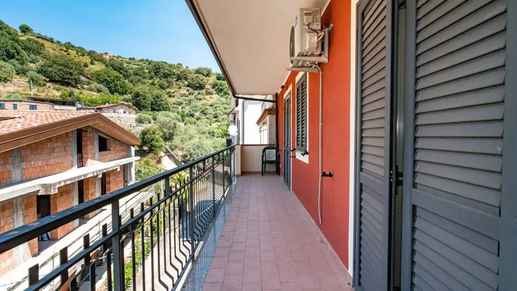 Balcon - Bifamiliare with Panoramic Views in Graniti