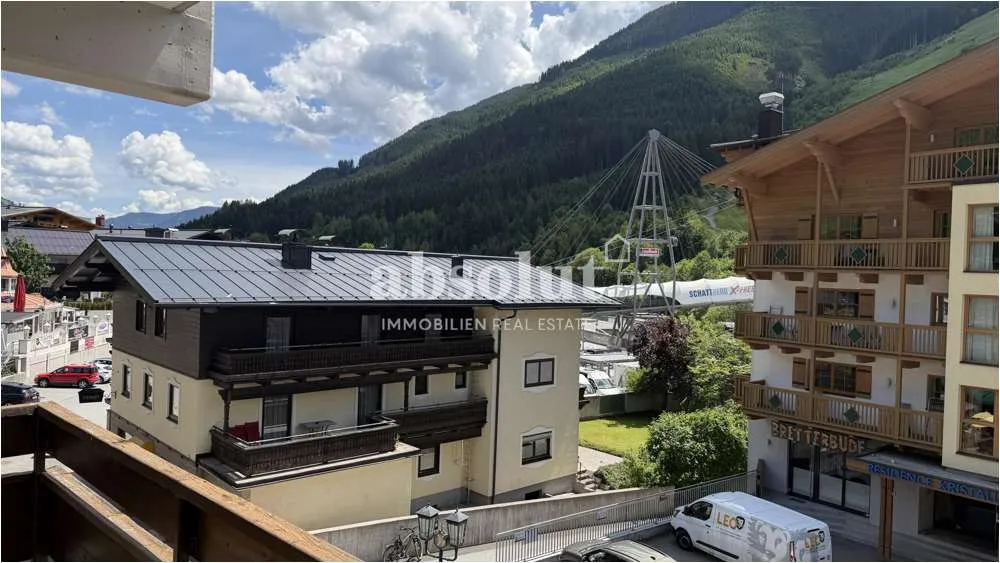 Rõdu - Zweitwohnsitz with Garage in Saalbach Centre