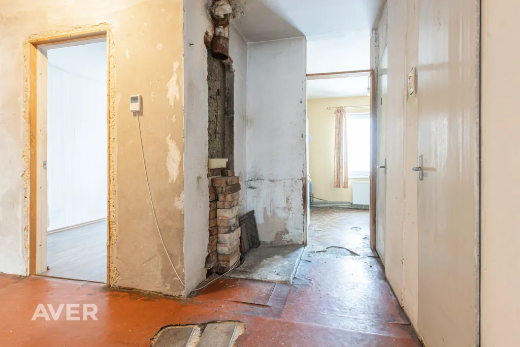 Ingresso - Spacious 4-Bedroom Flat with Terrace in Rembate