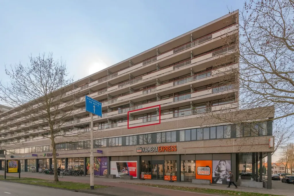 Esterno - Corner House with Garden in Eindhoven