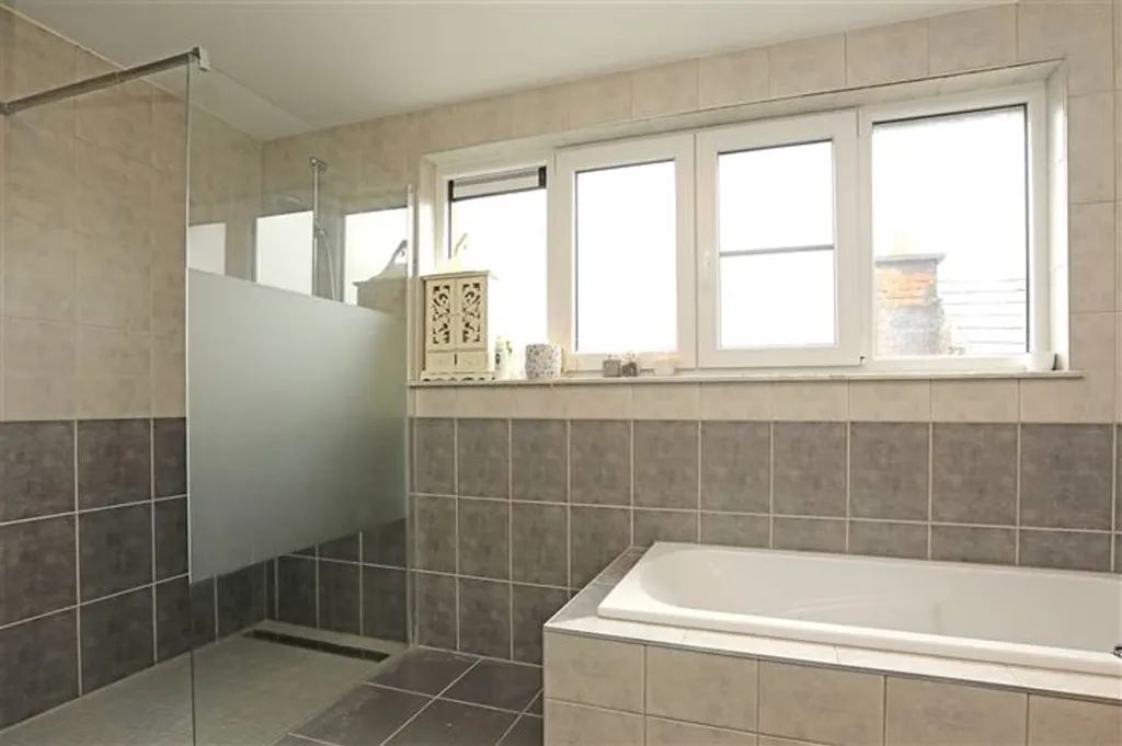 Vannitoad - Apartment with Terrace in Bertrix Centre