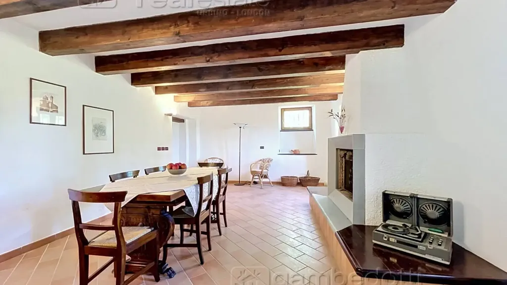 Söögituba - Panoramic Villa with Garden near Urbino