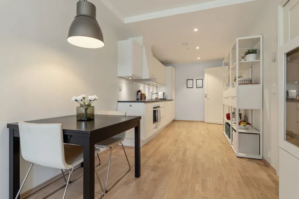 Salle à manger - Modern 2-Bedroom with Terrace in Kristiansand Centre
