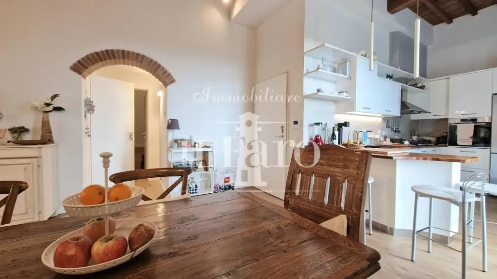 Salle à manger - Panoramic Apartment with Balcony in Signa
