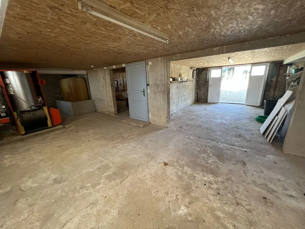Garage - Minière House with Workshop in Payré