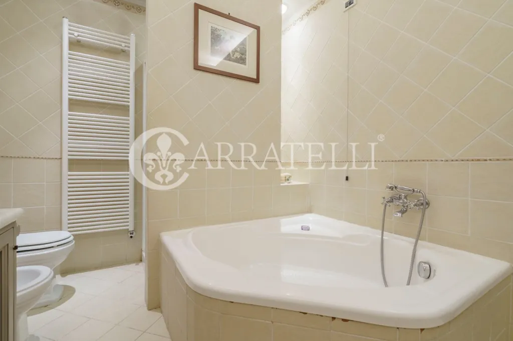 Vannitoad - Luxury Flat with Courtyard in Florence Centre