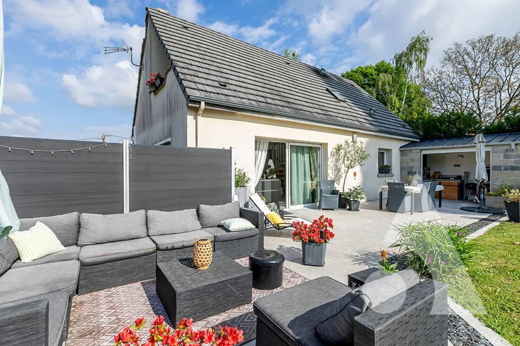 Terrasse - Maison 6 pièces à Lassigny