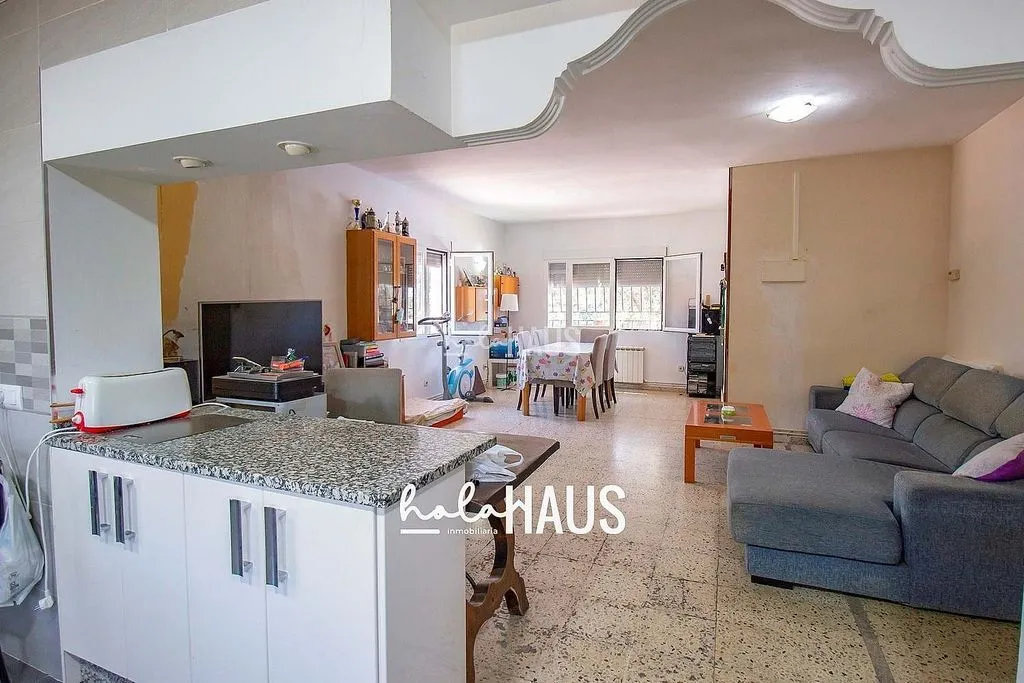 Kitchen - Chalet with Pool and Terrace in Calalberche