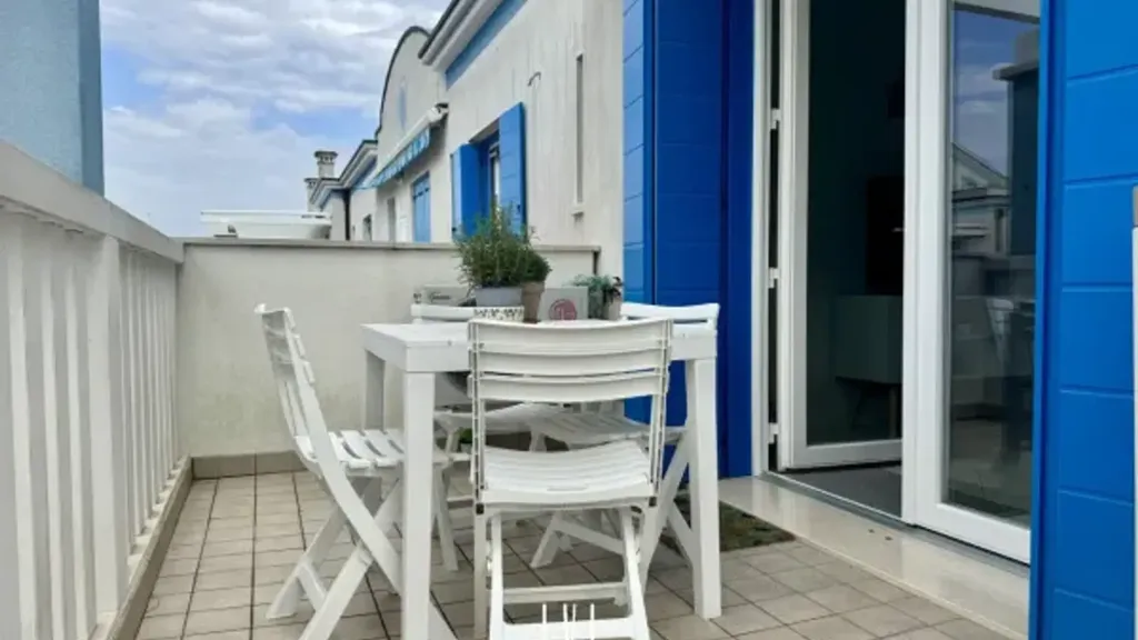 Balcon - Bilocale with Pool in Jesolo Lido