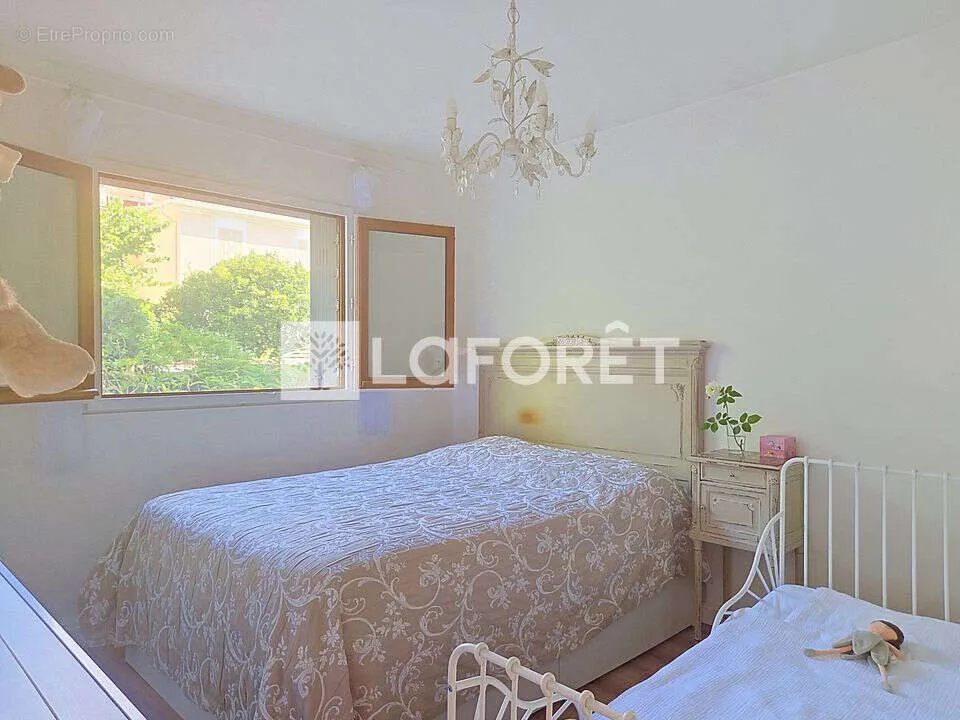 Bedrooms - Bright 2-Bedroom Apartment in Nice's Évêché