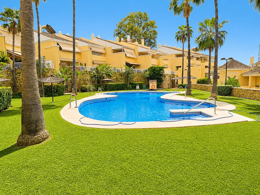 Piscine - Apartment with Pool in San Pedro de Alcántara