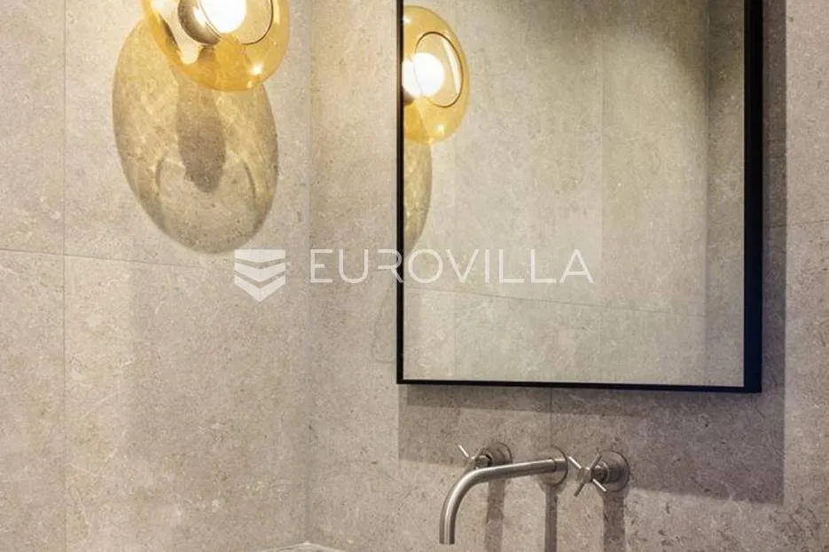 Salles de bain - Renovated Villa with Private Marina in Trogir