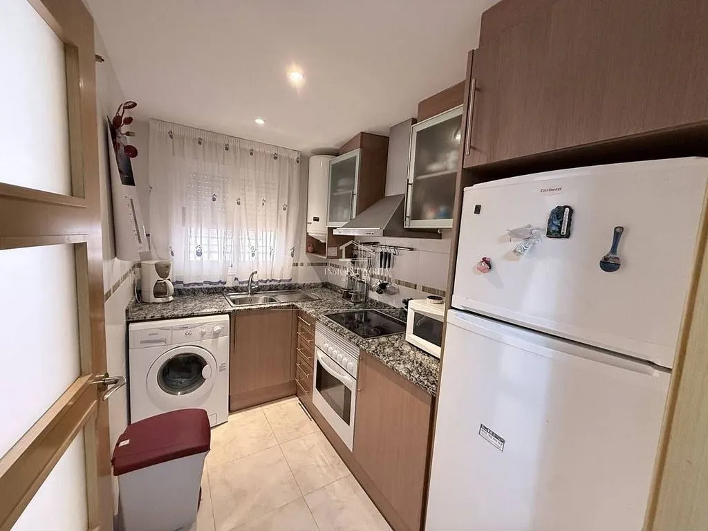 Cuisine - Apartment with Pool and Garage in Cabanes