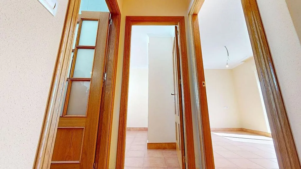 hallway_entrance