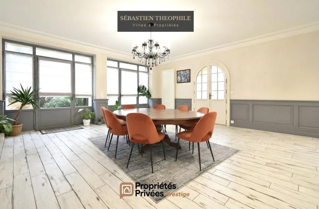 Salle à manger - Demeure Familiale avec Garage à Saint-Gilles-Croix-de-Vie