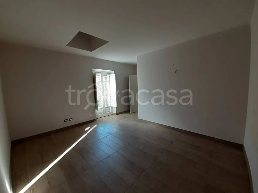 Toad - Prestigious Apartment with Terrazzo in Cherasco