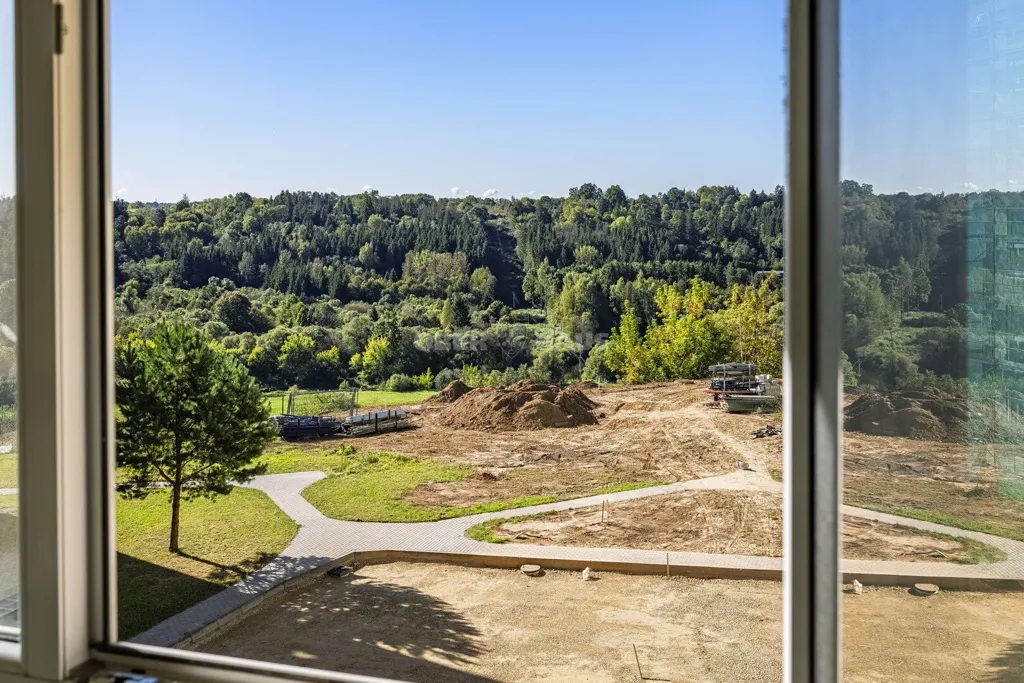 Pièces - Duplex Apartment with River View in Ariogala