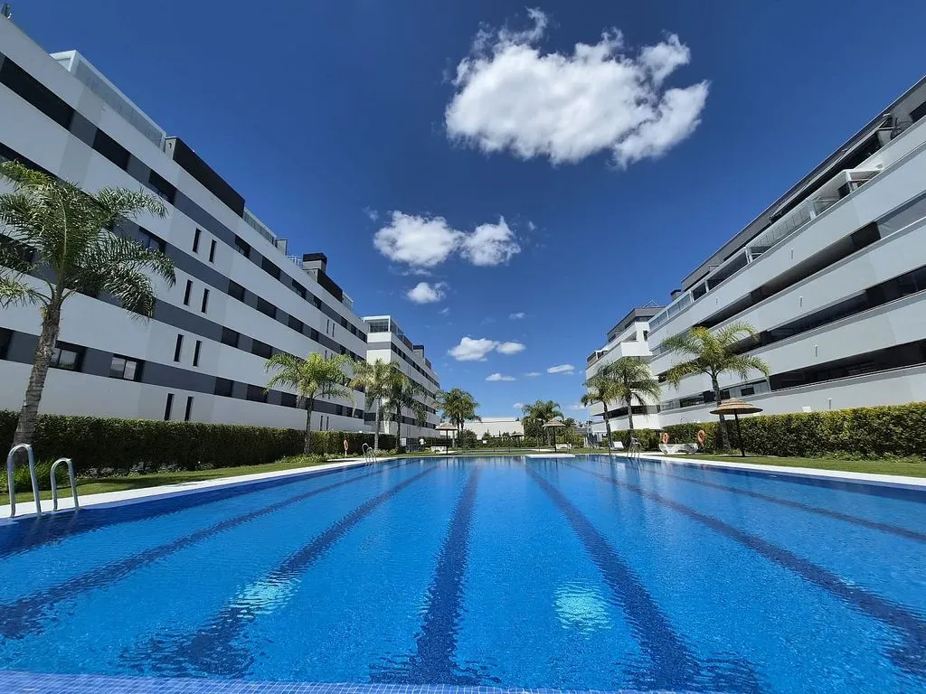Pool - Penthouse with Pool on Avenida Mar de Alborán