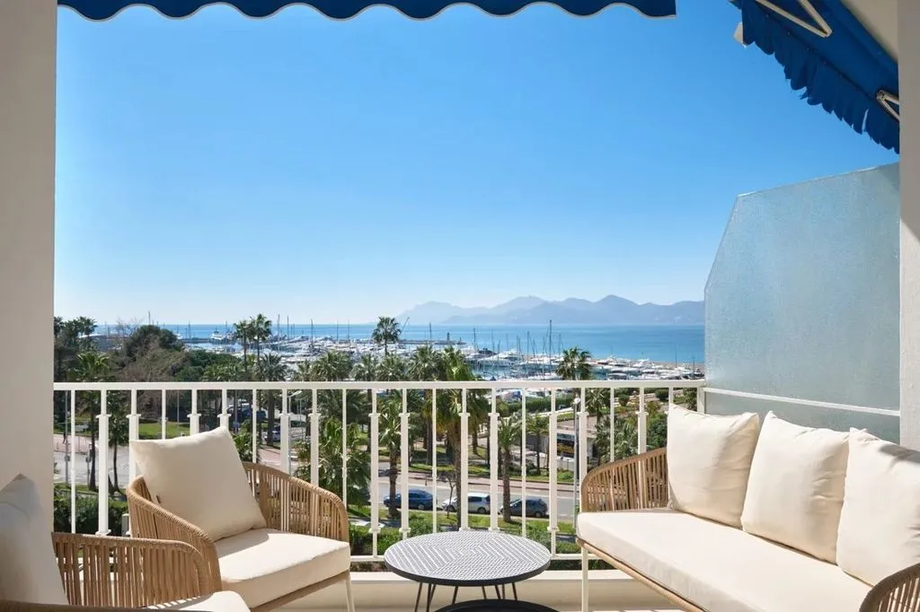 Balcon - Appartement de Luxe avec Vue Mer à Cannes