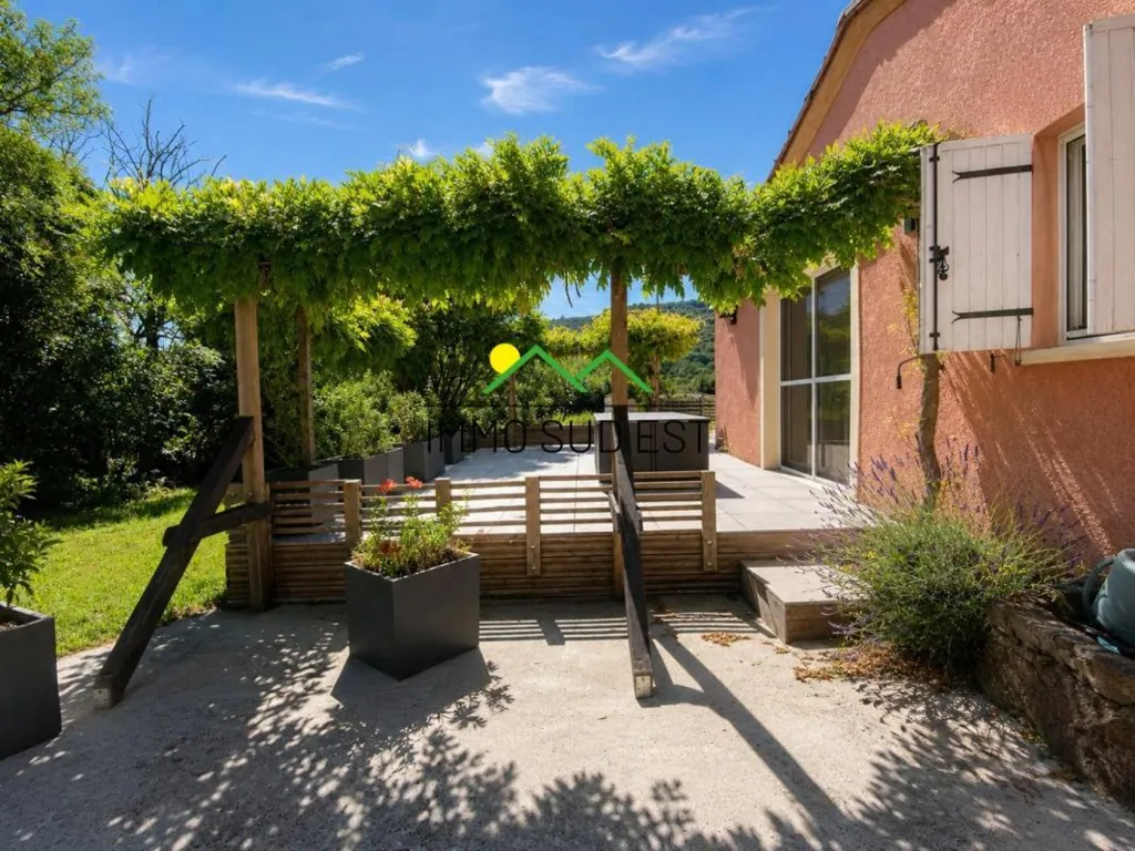 Terrass - Ground Floor House with Pool in Darbres