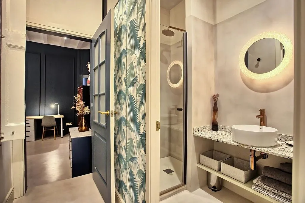 Vannitoad - Luxury Apartment with Courtyard in Gothic Quarter