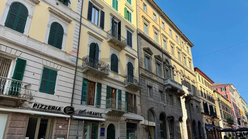 Välivaade - Spacious Apartment with Double Entrance in Ancona