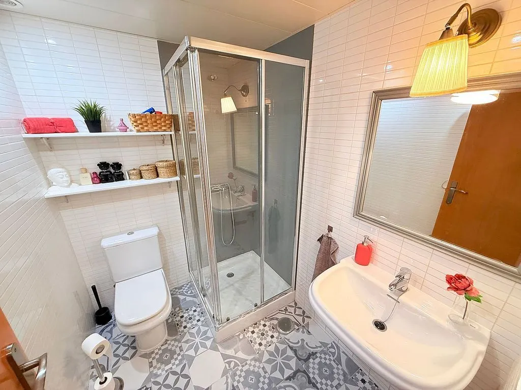 Salles de bain - Duplex with Garage in Esquivias