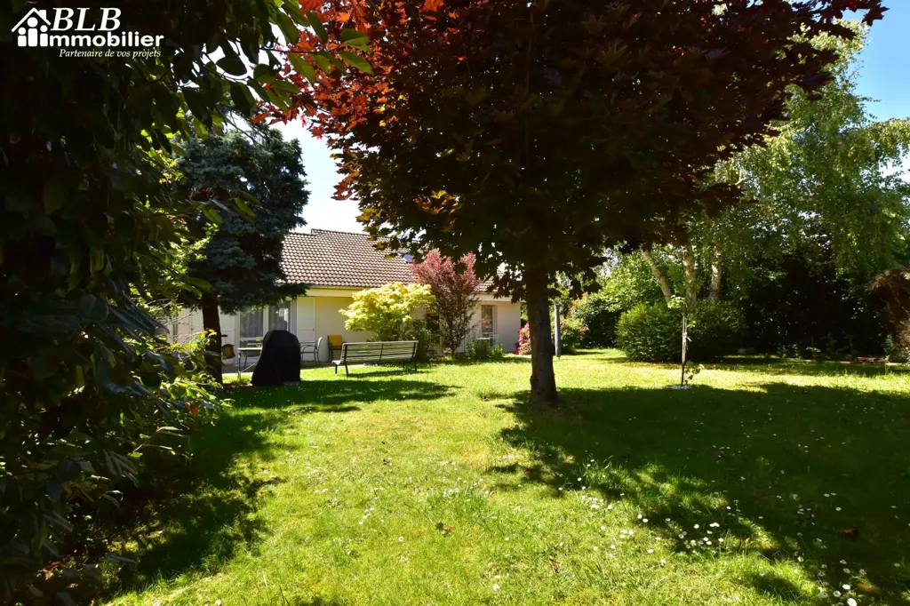 Aed - Individual House with Garden near Les Essarts-le-Roi