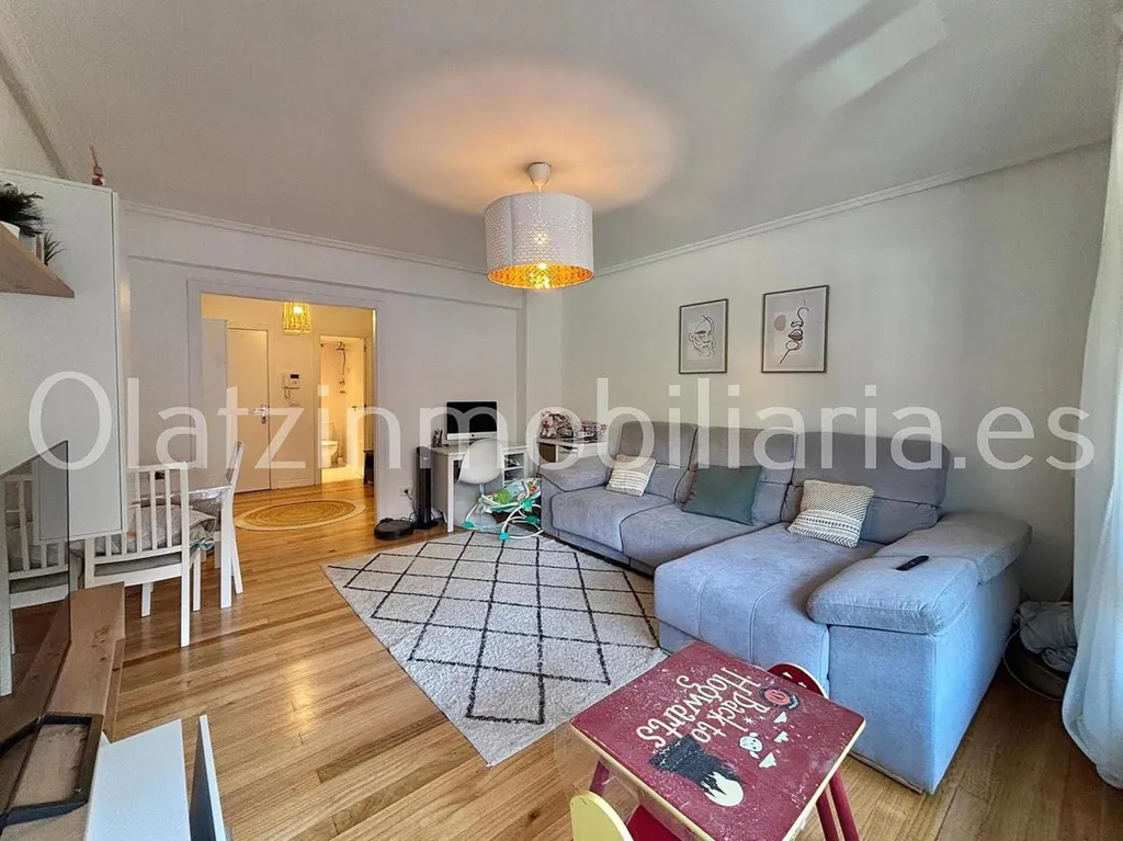 Living Room - Bright Apartment with Terrace in Zalla Centre