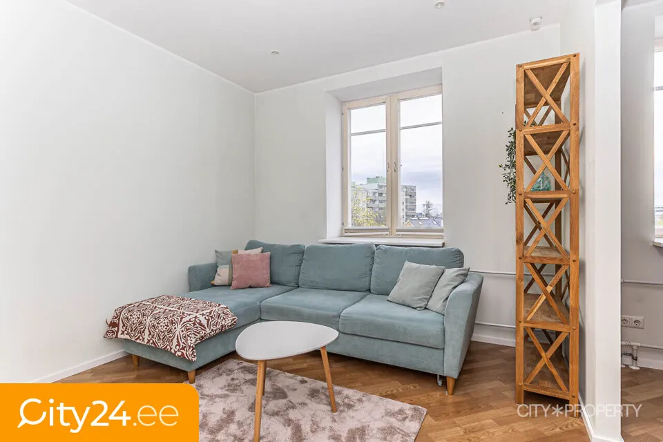 Elutuba - Character Apartment with Balcony in Tallinn City Centre