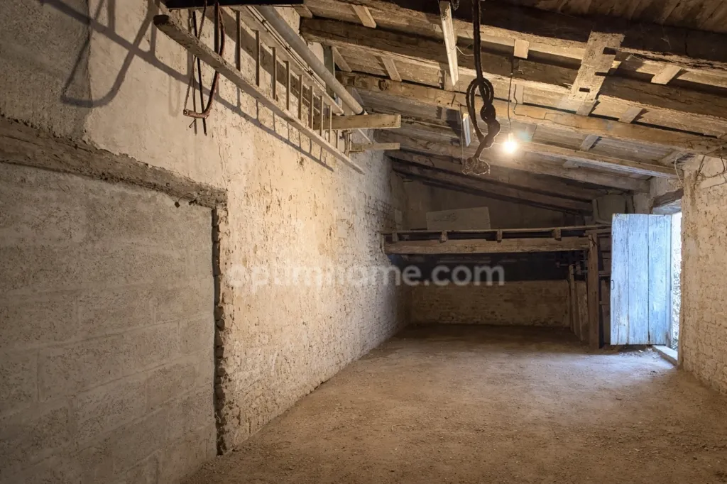 Garaaž - Charming 10-Piece House with Workshop in Ars-en-Ré