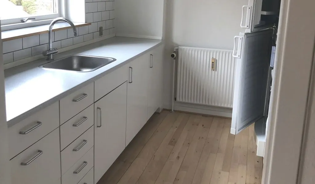 Cucina - 4-Bedroom Apartment with Balcony in Svendborg