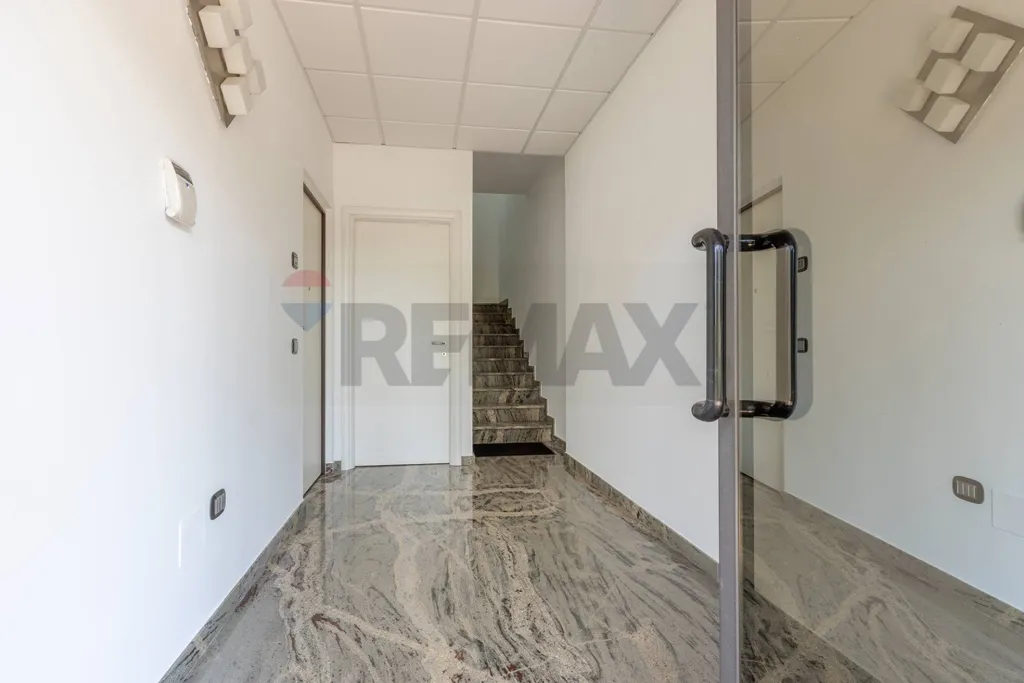 hallway_entrance