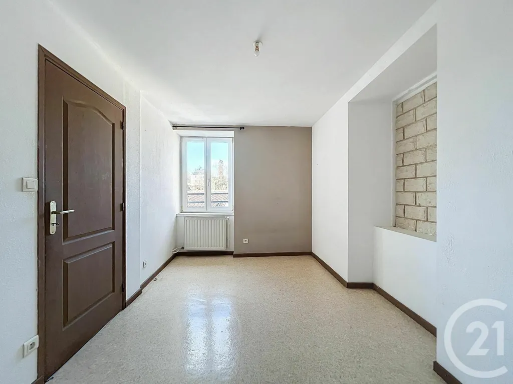 Toad - City Centre Apartment with Two Bedrooms in Beaucourt
