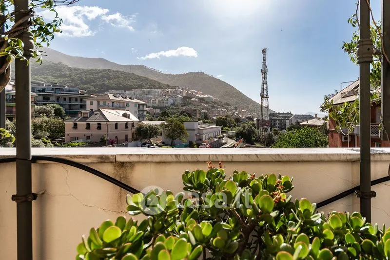 Rõdu - Penthouse with Panoramic Terraces in Genoa