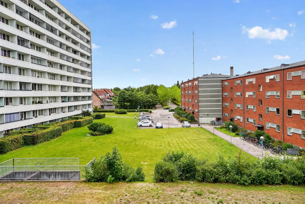 Jardin - Apartment with Balcony in Central Søborg
