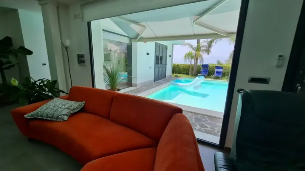 Elutuba - New Villa with Garden in Condera, Reggio Calabria