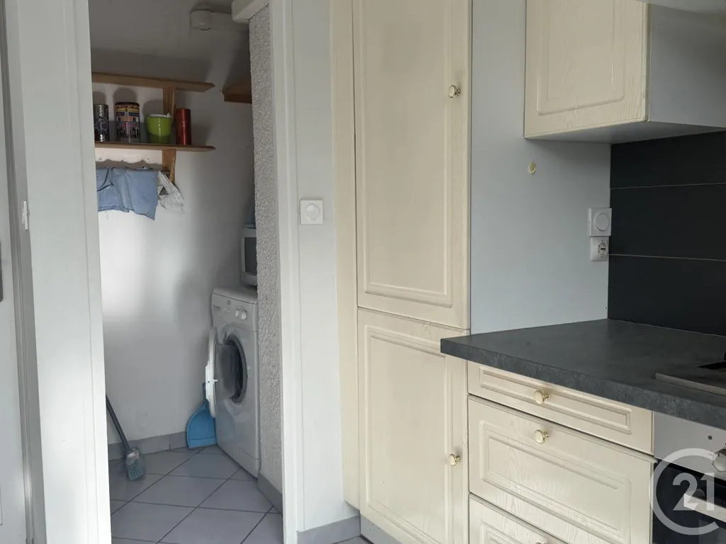 Cuisine - Appartement 3 Pièces avec Vue Dégagée à Échirolles