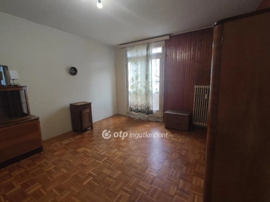 Bedrooms - Panel Apartment with Loggia in Pécs