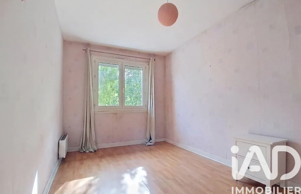 Camere da letto - 3-Bedroom House with Constructible Land in Pleugueneuc
