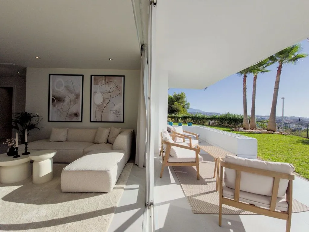 Terrass - Luxury Apartment with Pool in Mijas, Andalusia
