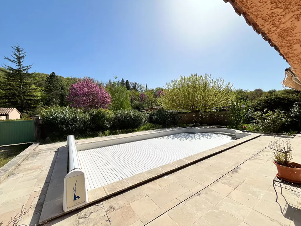 Piscine - Villa avec Annexe et Piscine à Saignon