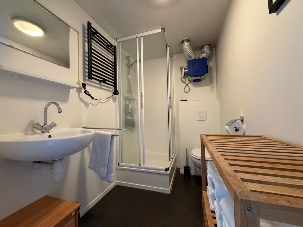 Salles de bain - Apartment with Open Kitchen in Zwolle Centre