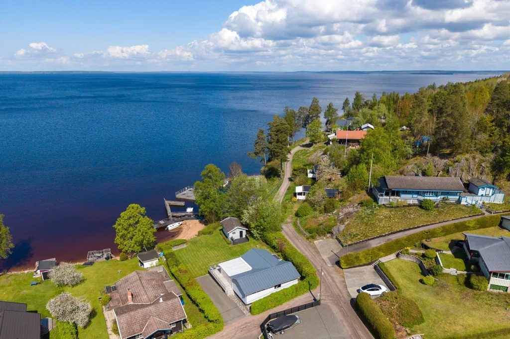 4-toaline maja asukohas Gullspångs kommun