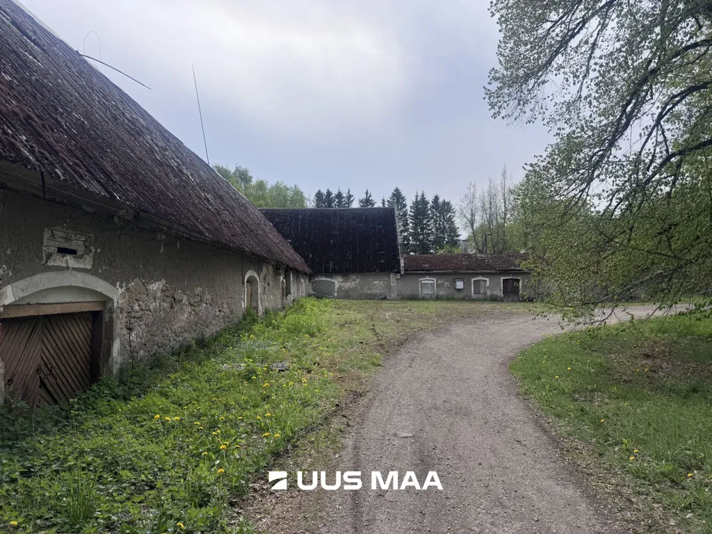 Aed - Historic Manor Complex in Roela, Lääne-Viru