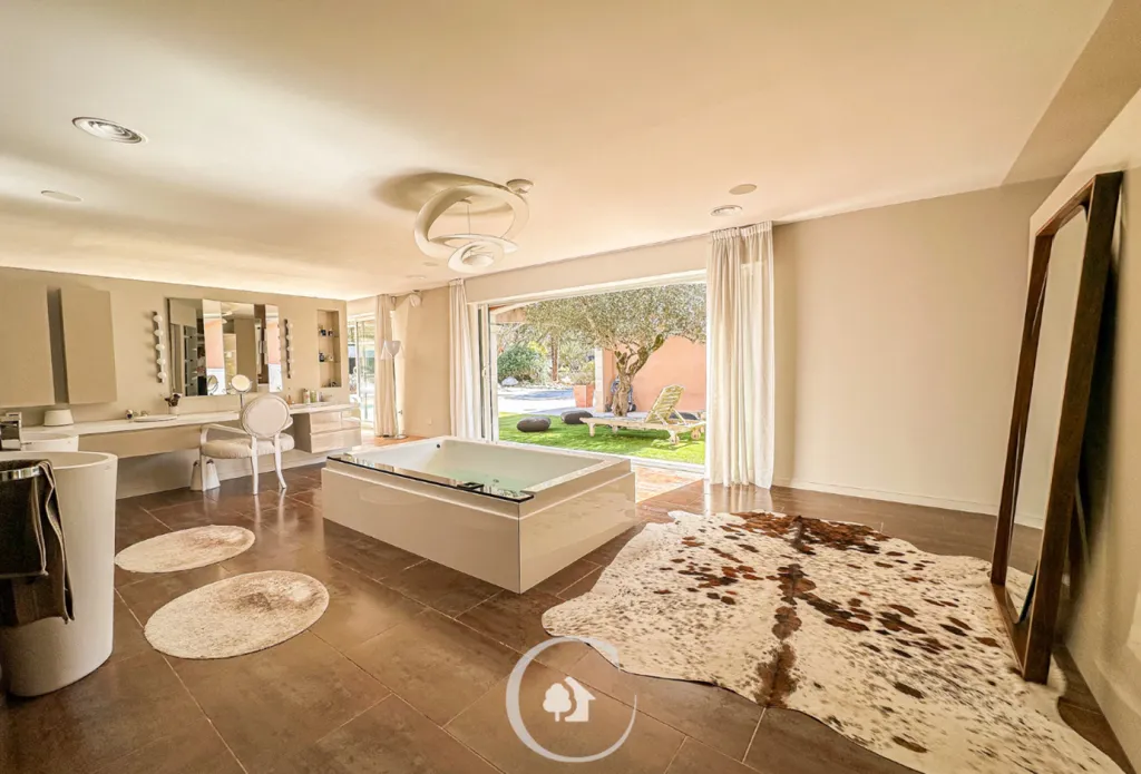 Vannitoad - Provençale Villa with Pool and Spa in Blanquefort