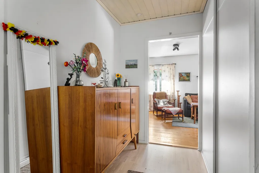 Hallway - 1-Storey Villa with Garden in Alberga